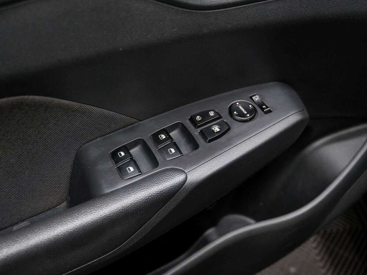 Hyundai Solaris б/у, 2019, Автоматическая. Фото: #8