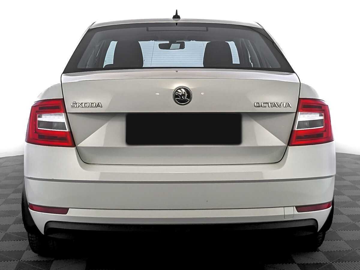 Skoda Octavia б/у, 2017, Механическая. Фото: #5
