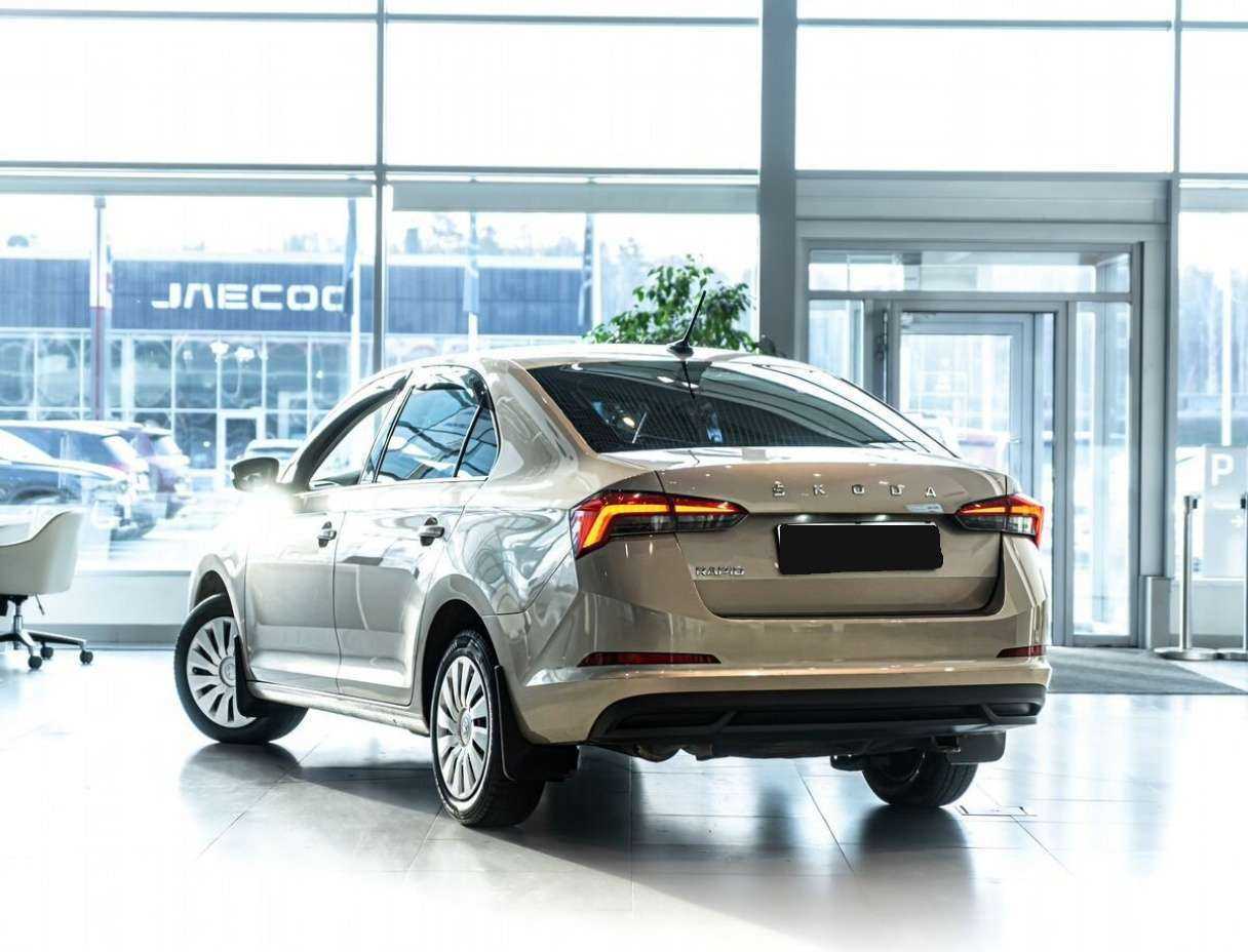 Skoda Rapid б/у, 2021, Механическая. Фото: #3
