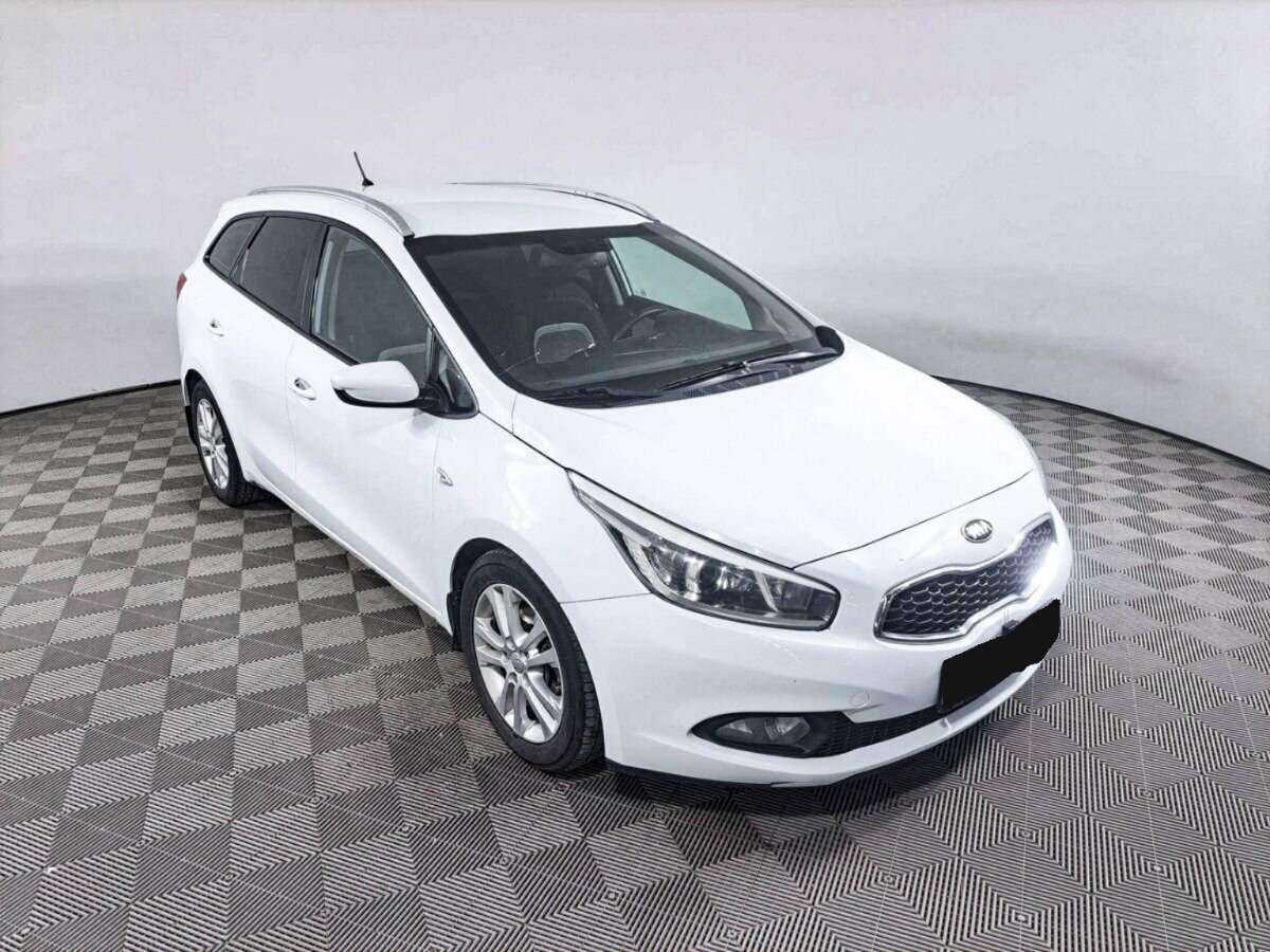 Kia Ceed б/у, 2012, Автоматическая. Фото: #2