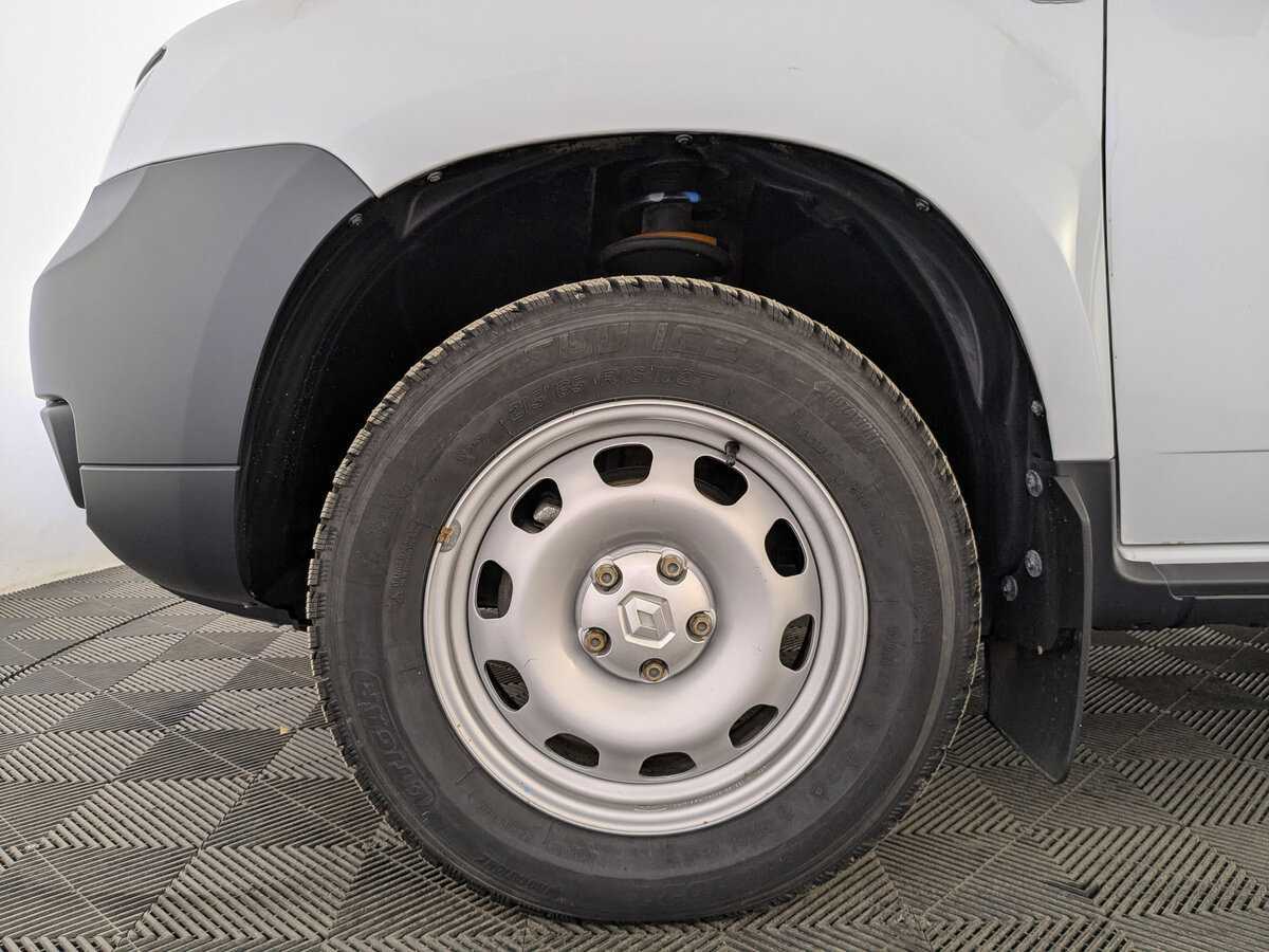 Renault Duster б/у, 2021, Механическая. Фото: #11