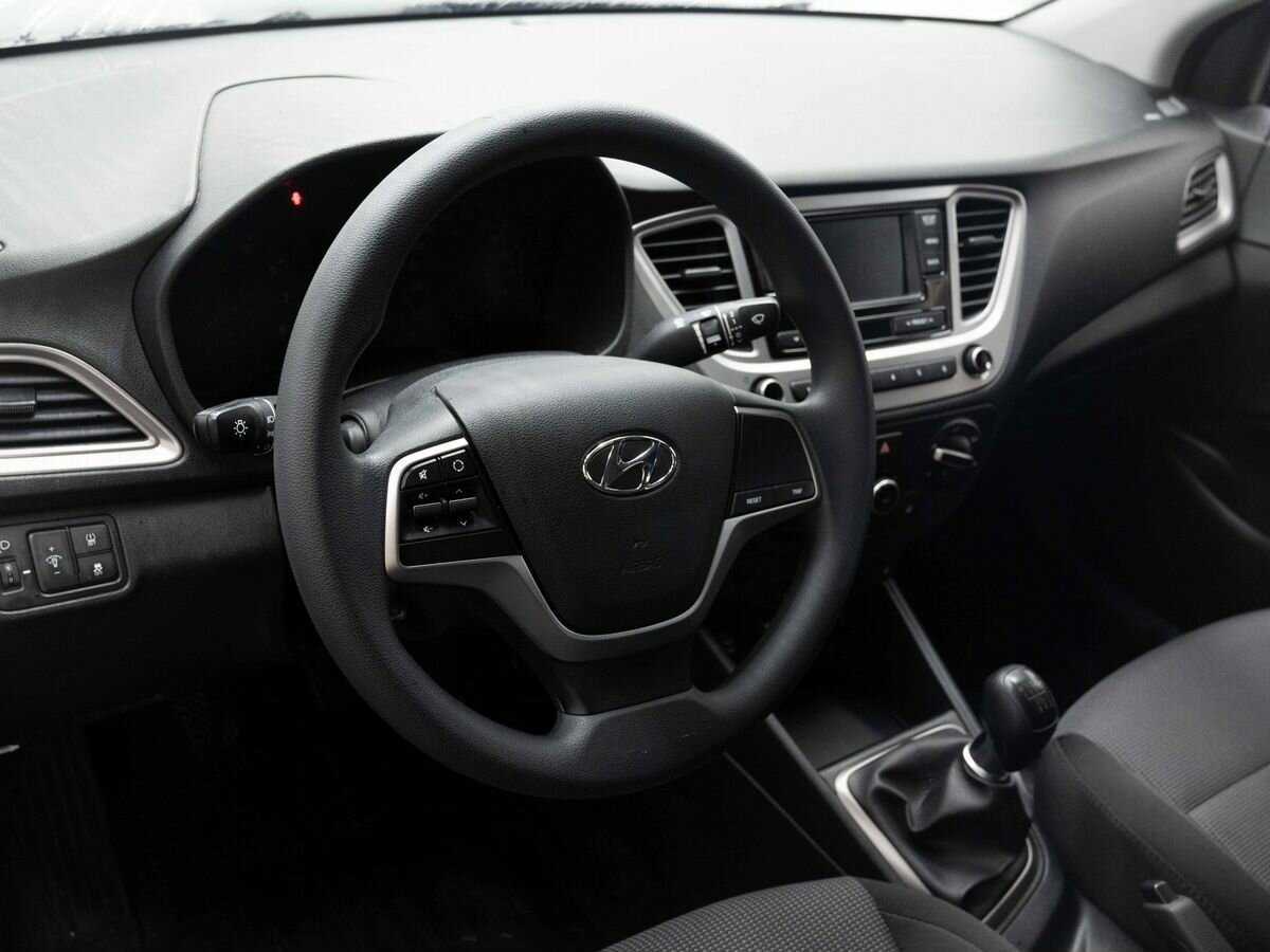 Hyundai Solaris б/у, 2019, Механическая. Фото: #13