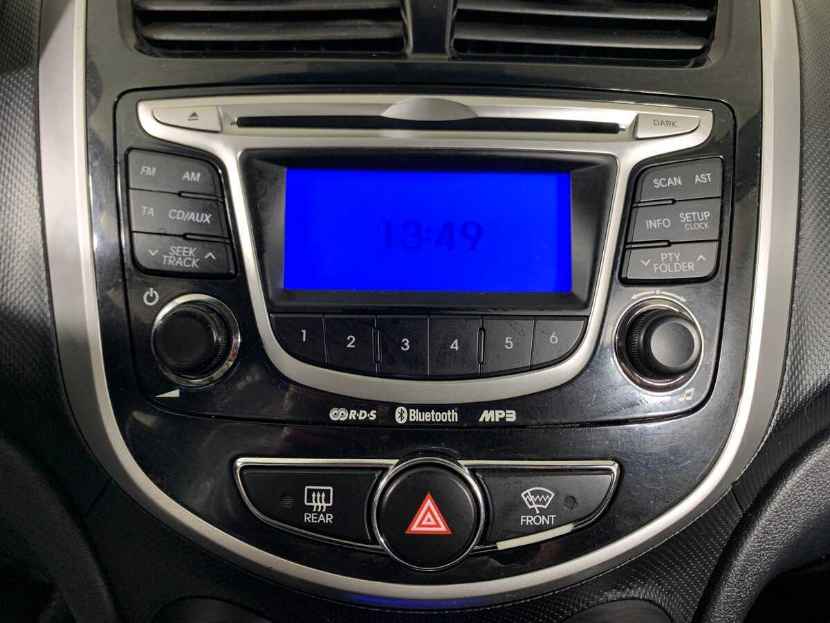 Hyundai Solaris б/у, 2012, Автоматическая. Фото: #15