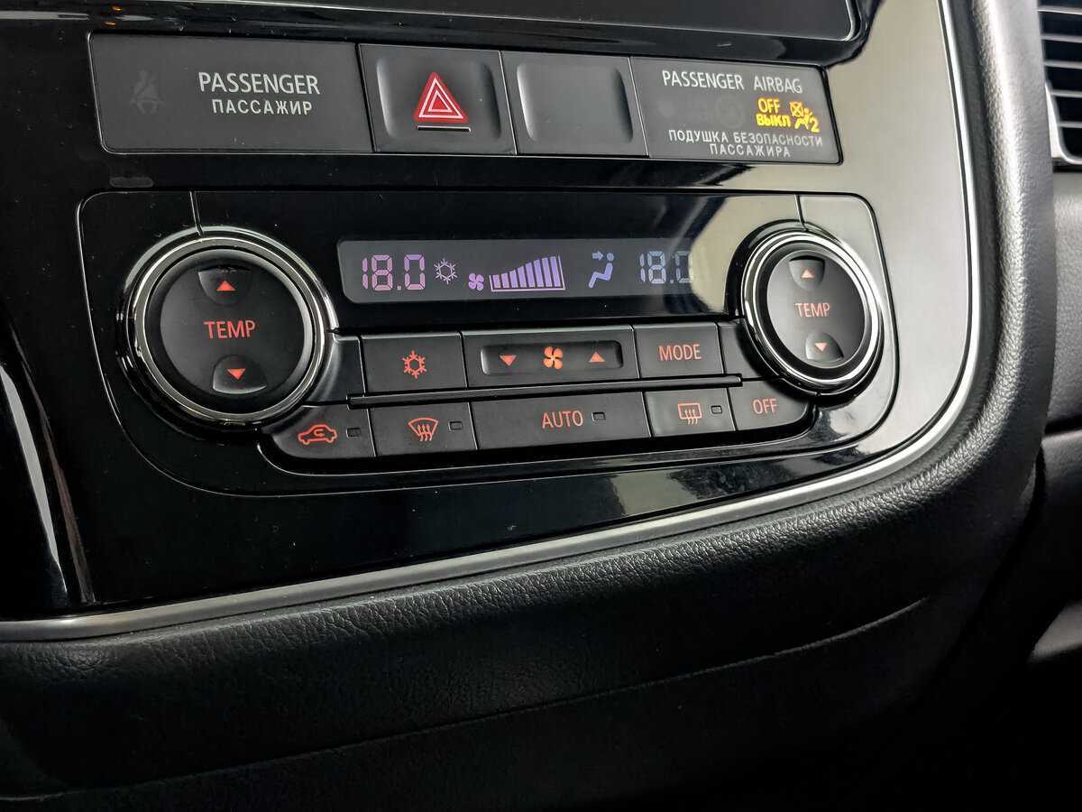 Mitsubishi Outlander б/у, 2017, Вариатор. Фото: #20