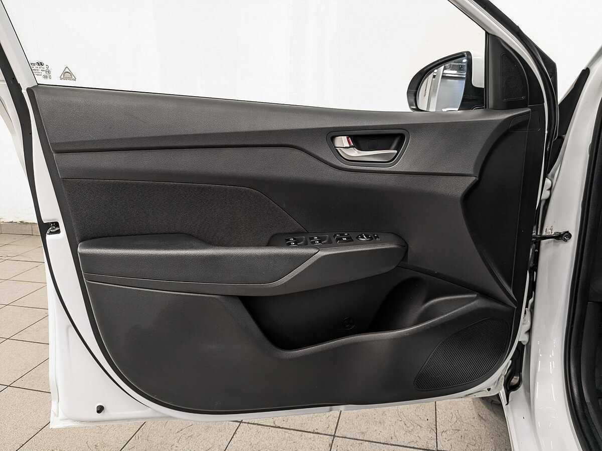 Hyundai Solaris б/у, 2019, Автоматическая. Фото: #16