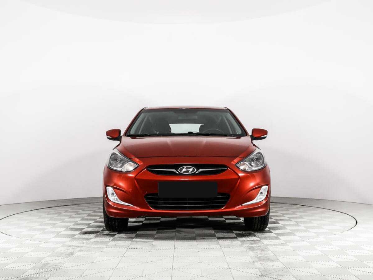 Hyundai Solaris б/у, 2012, Автоматическая. Фото: #1
