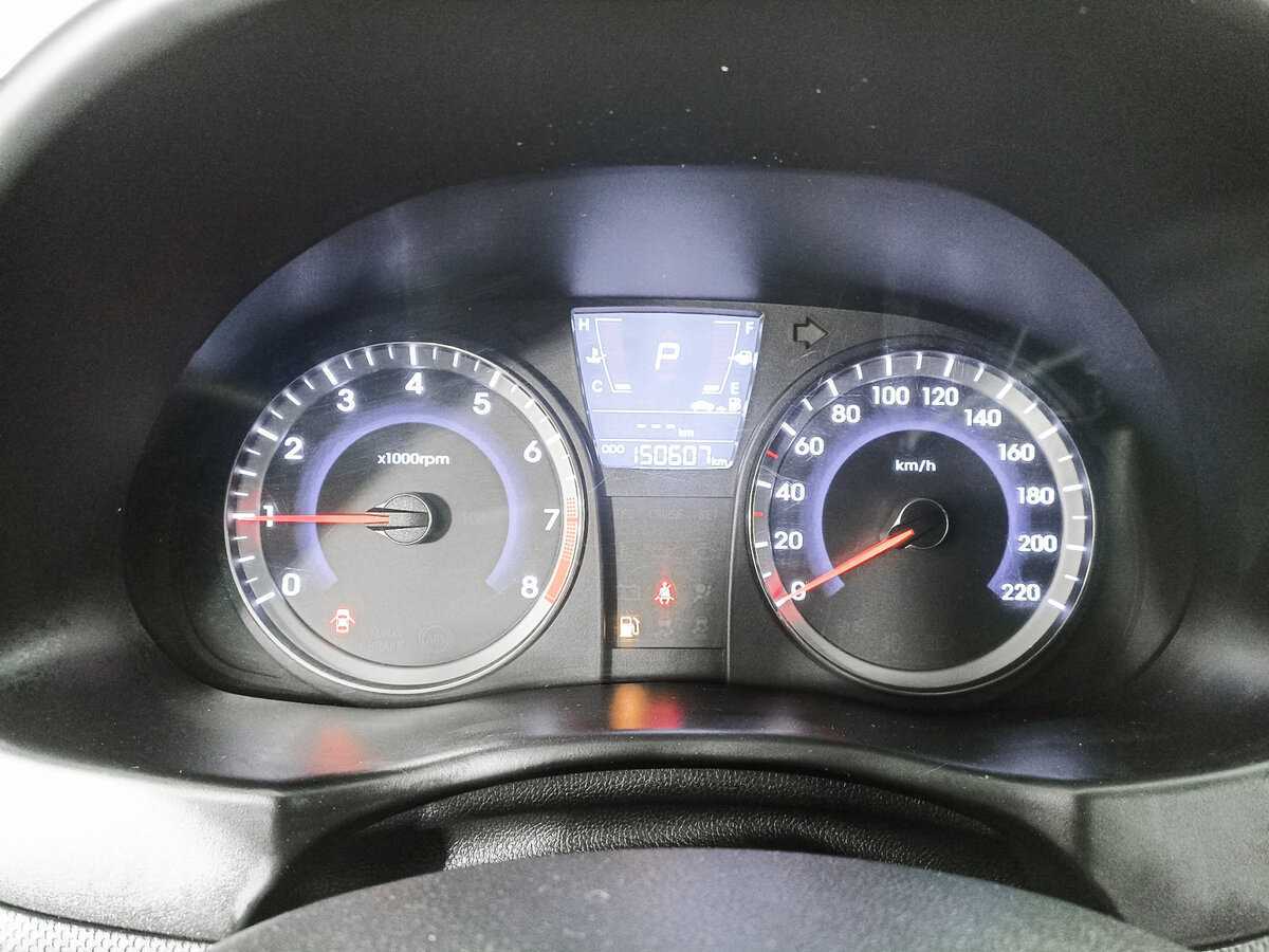 Hyundai Solaris б/у, 2013, Автоматическая. Фото: #12