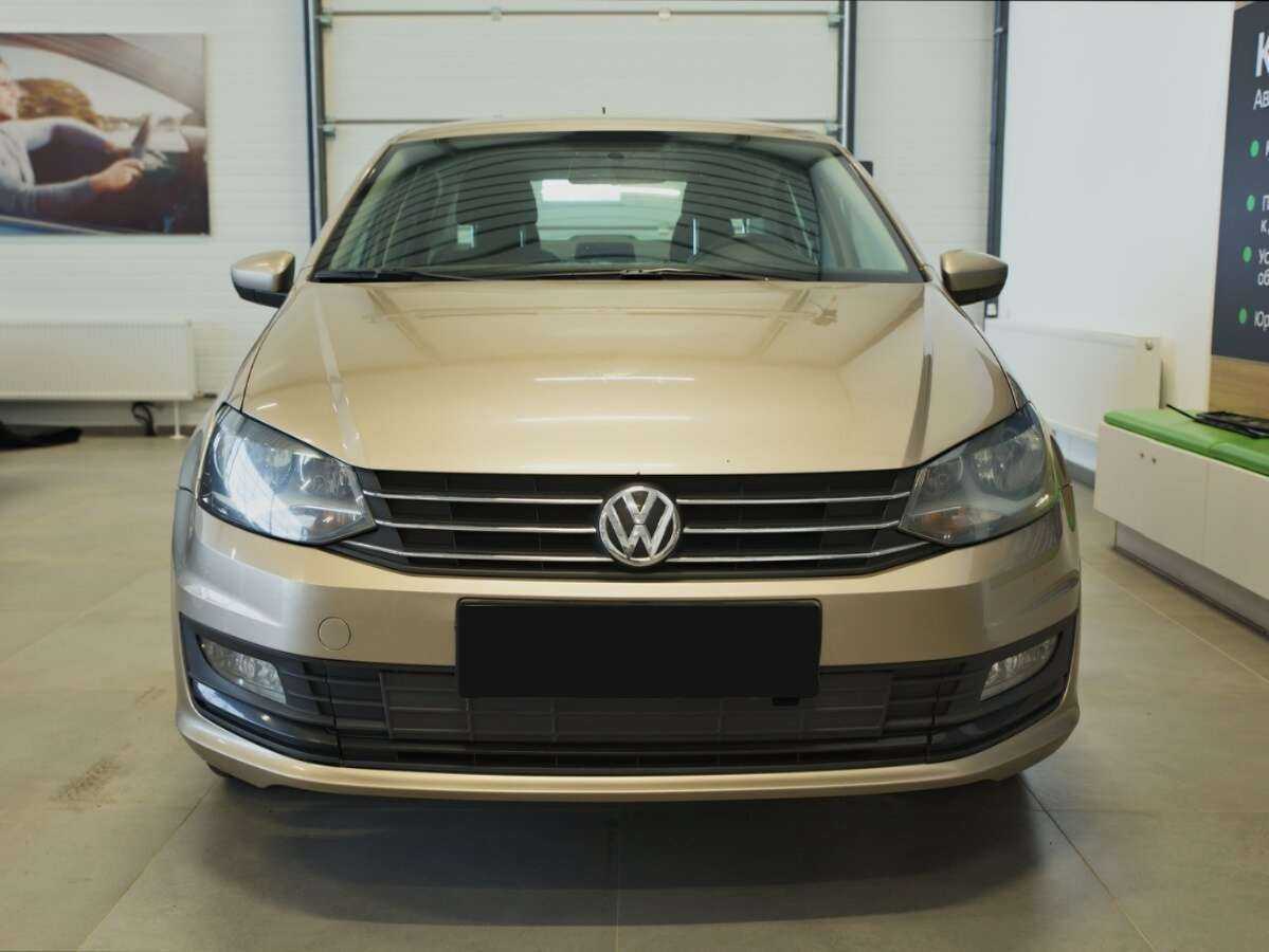 Volkswagen Polo б/у, 2016, Механическая. Посмотреть фото