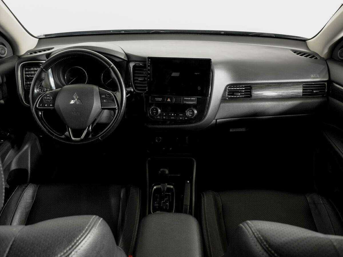 Mitsubishi Outlander б/у, 2017, Вариатор. Фото: #10