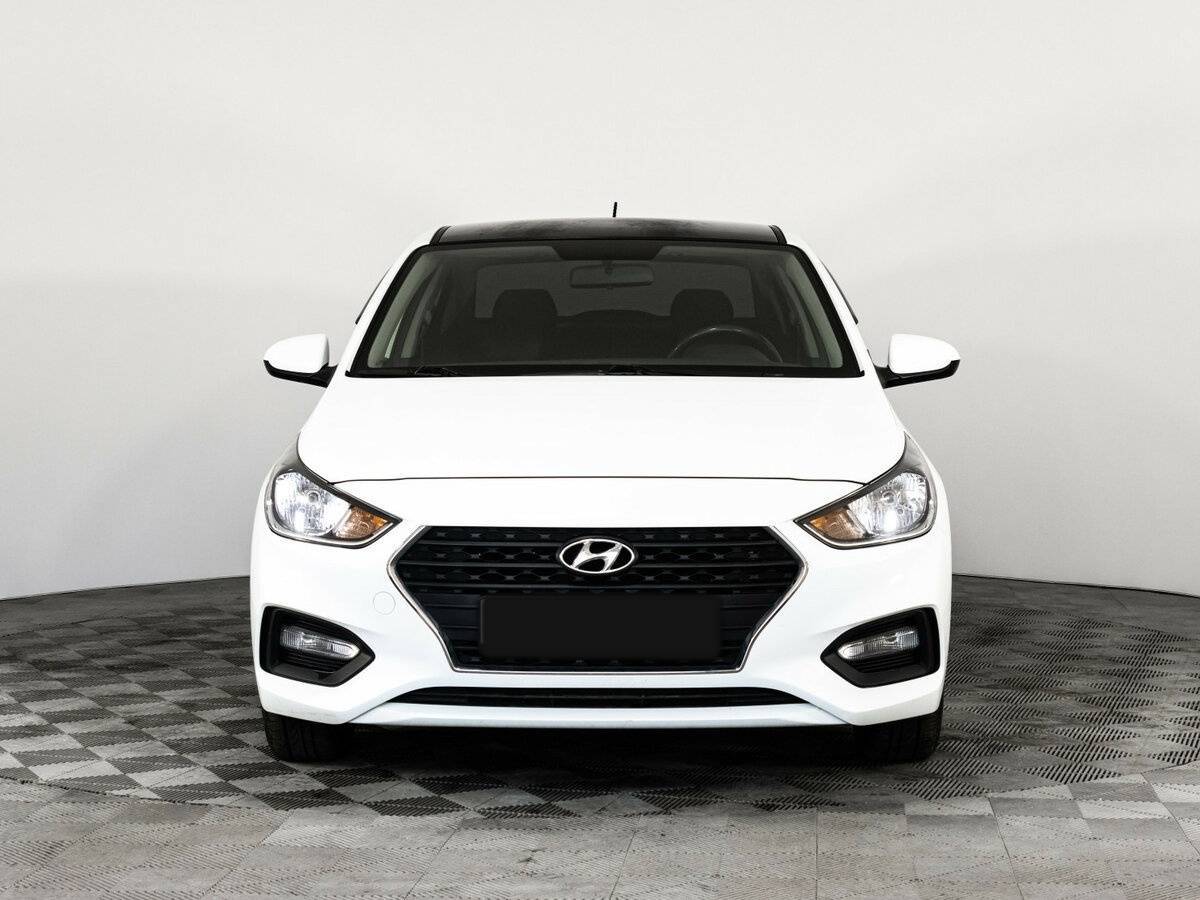 Hyundai Solaris б/у, 2018, Автоматическая. Фото: #1