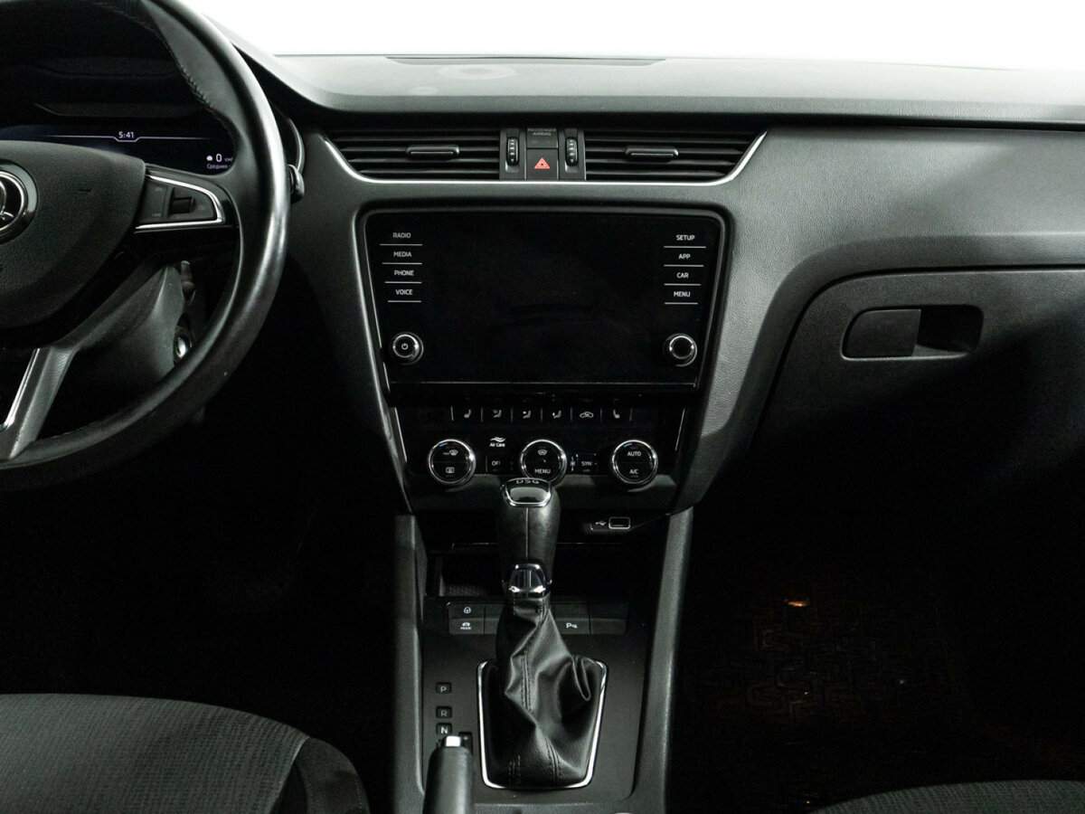 Skoda Octavia б/у, 2020, Роботизированная. Фото: #13