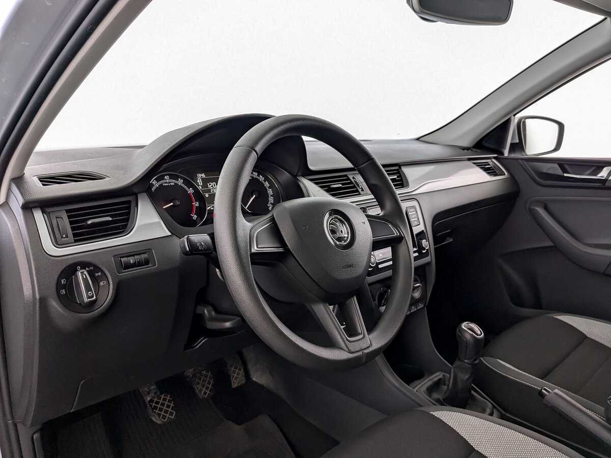Skoda Rapid б/у, 2018, Механическая. Фото: #13