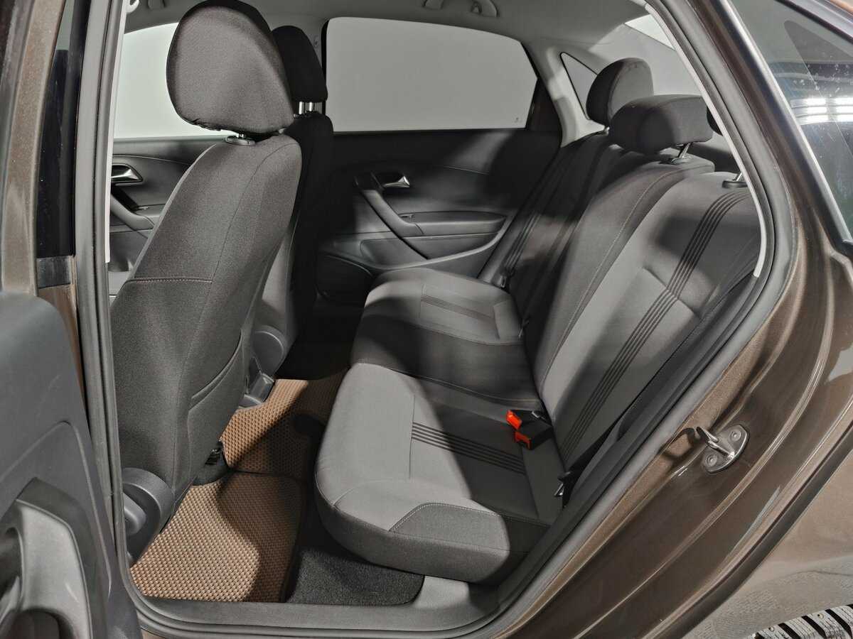 Volkswagen Polo б/у, 2016, Механическая. Фото: #12