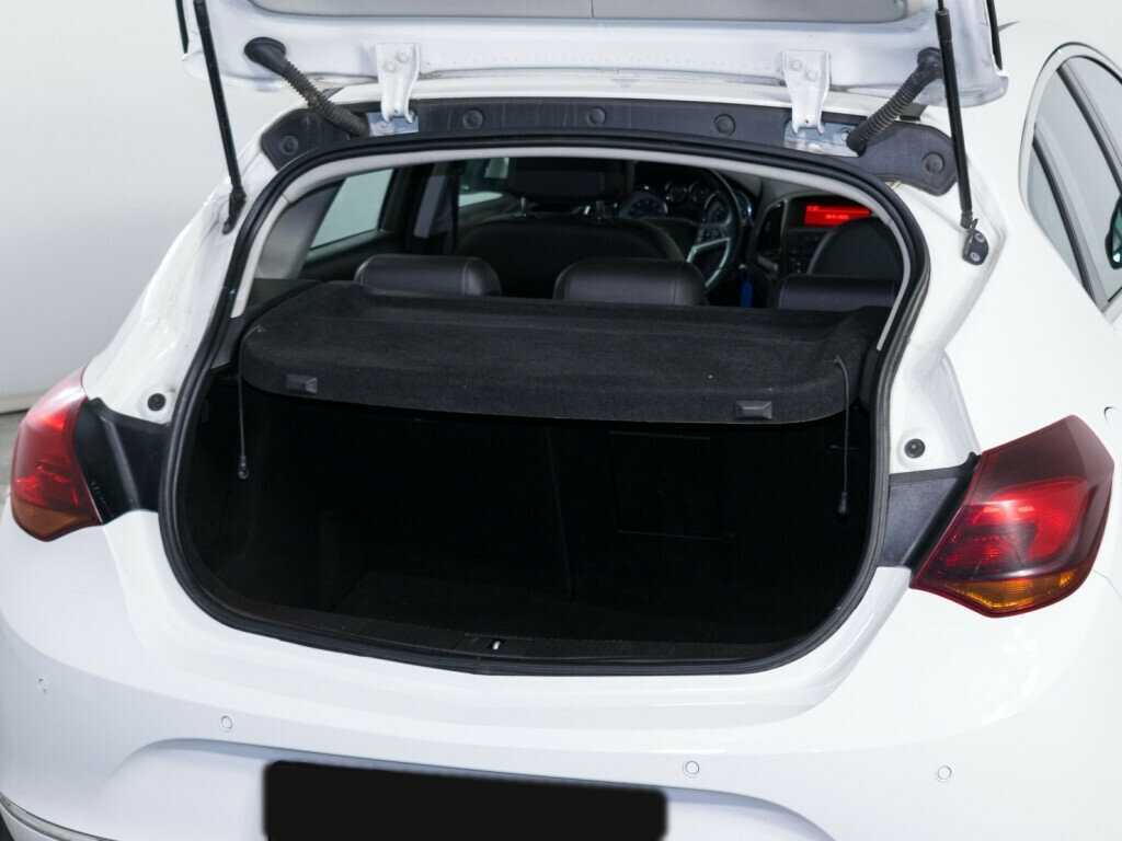 Opel Astra б/у, 2013, Автоматическая. Фото: #6