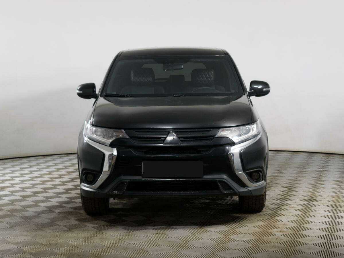 Mitsubishi Outlander б/у, 2018, Вариатор. Фото: #1