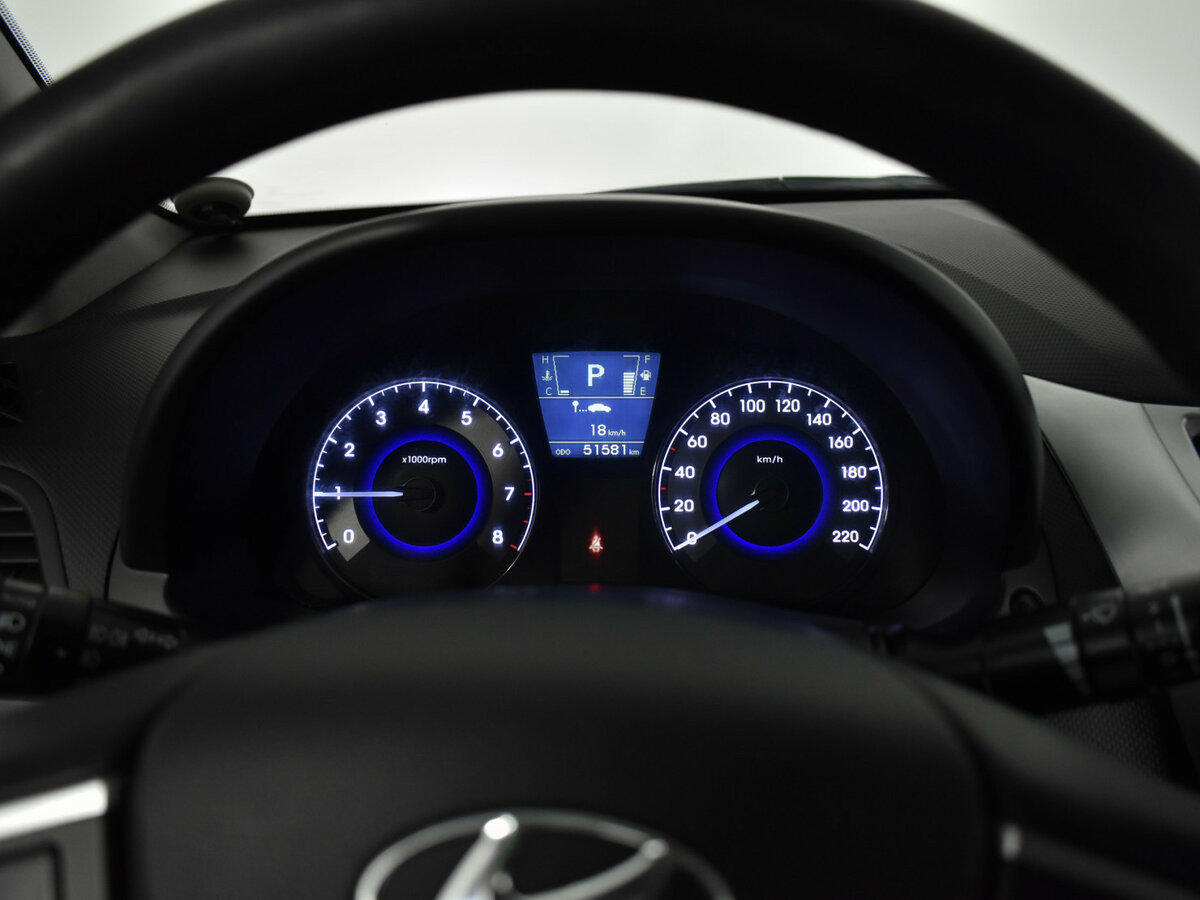 Hyundai Solaris б/у, 2013, Автоматическая. Фото: #12