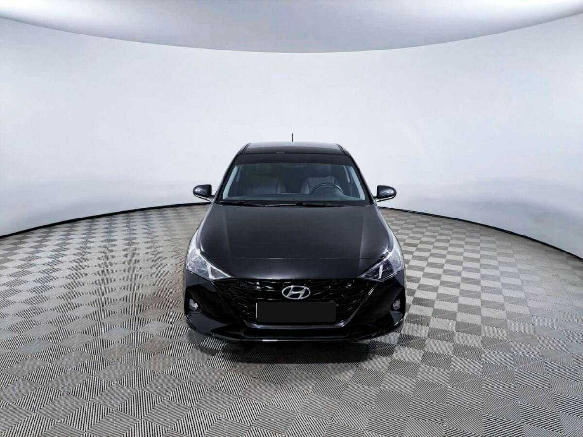 Hyundai Solaris б/у, 2022, Автоматическая. Фото: #1