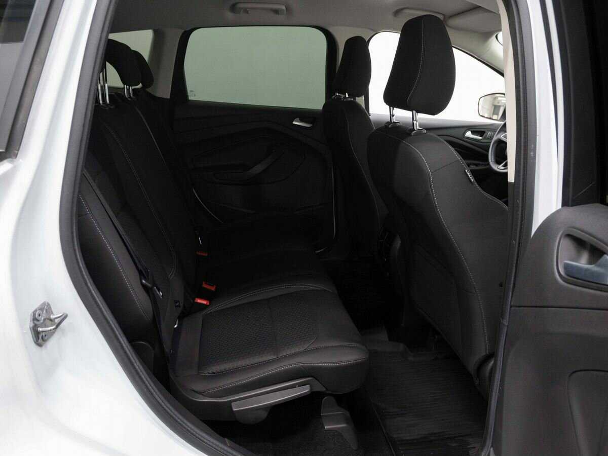 Ford Kuga б/у, 2017, Автоматическая. Фото: #11