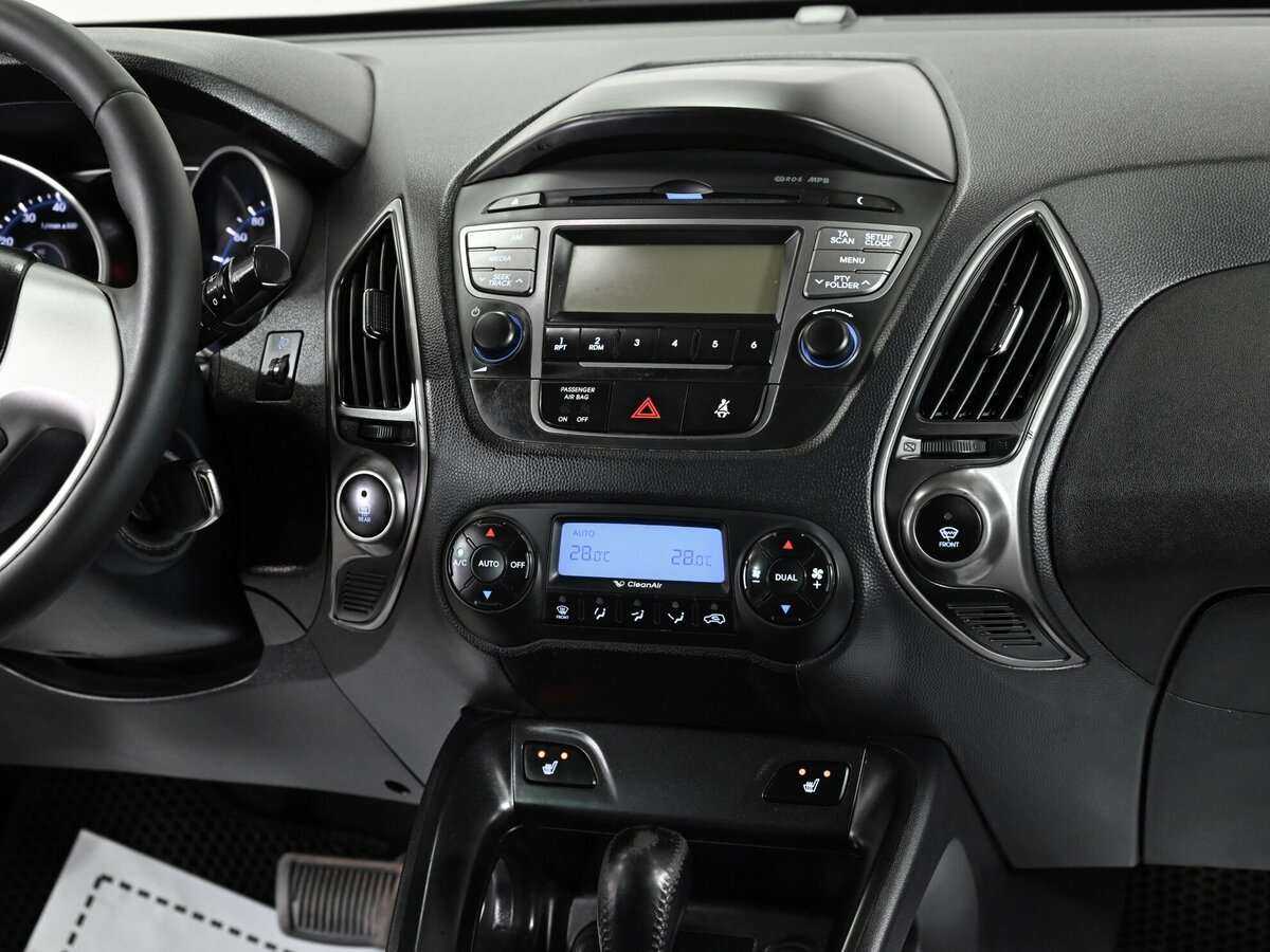 Hyundai ix35 б/у, 2014, Автоматическая. Фото: #9