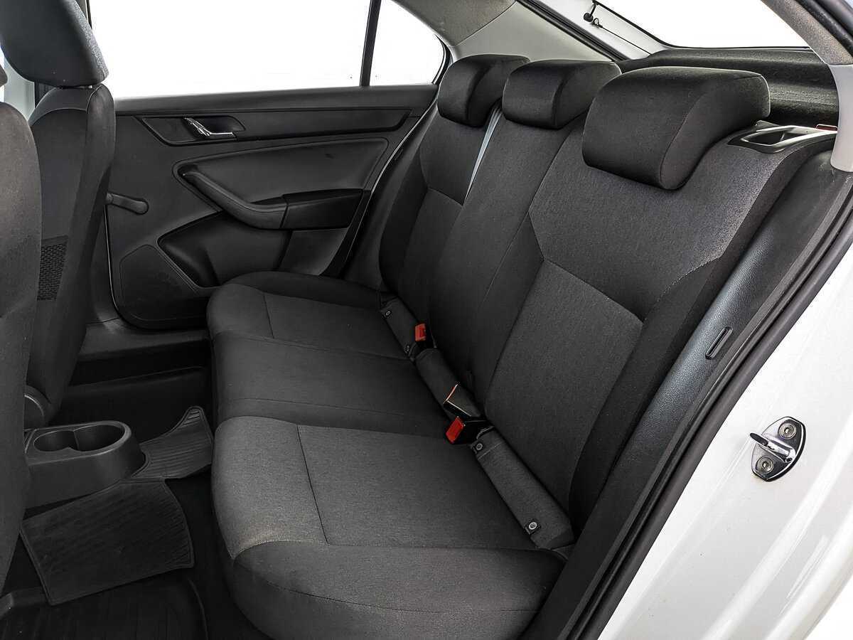 Skoda Rapid б/у, 2017, Механическая. Фото: #17