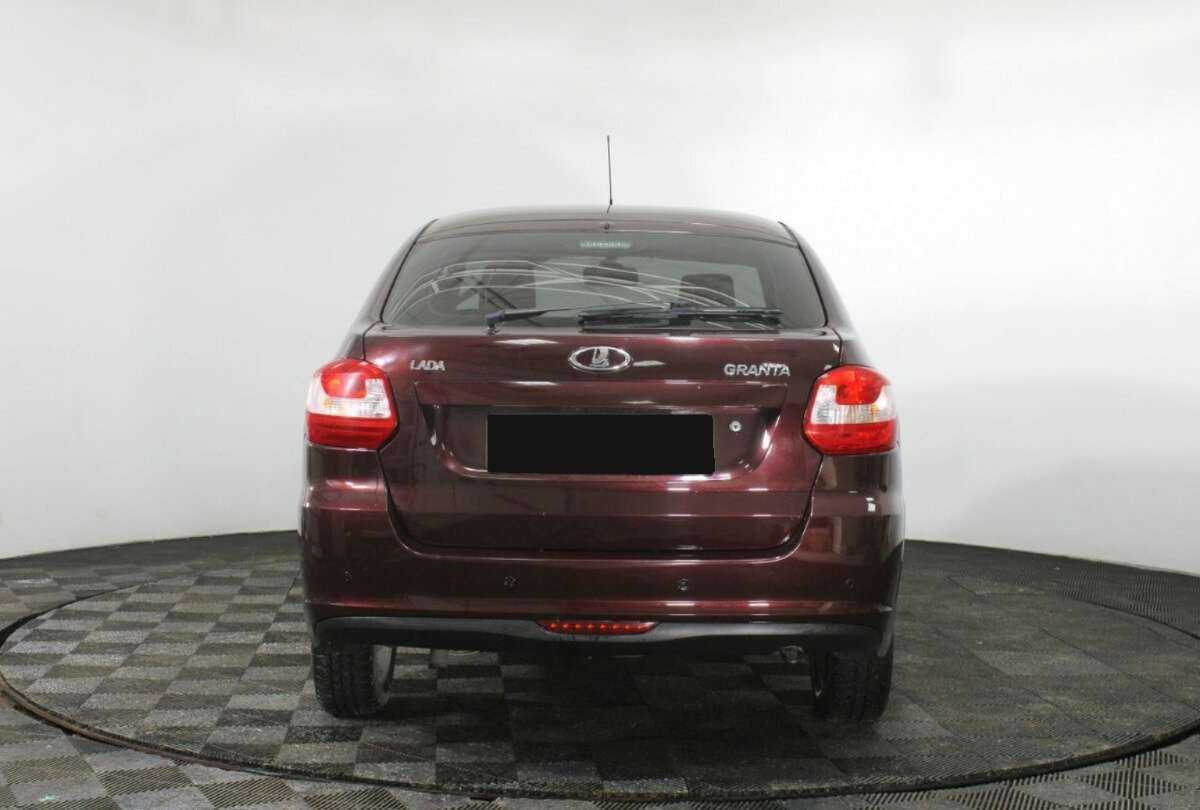 Lada (ВАЗ) Granta б/у, 2015, Механическая. Фото: #4