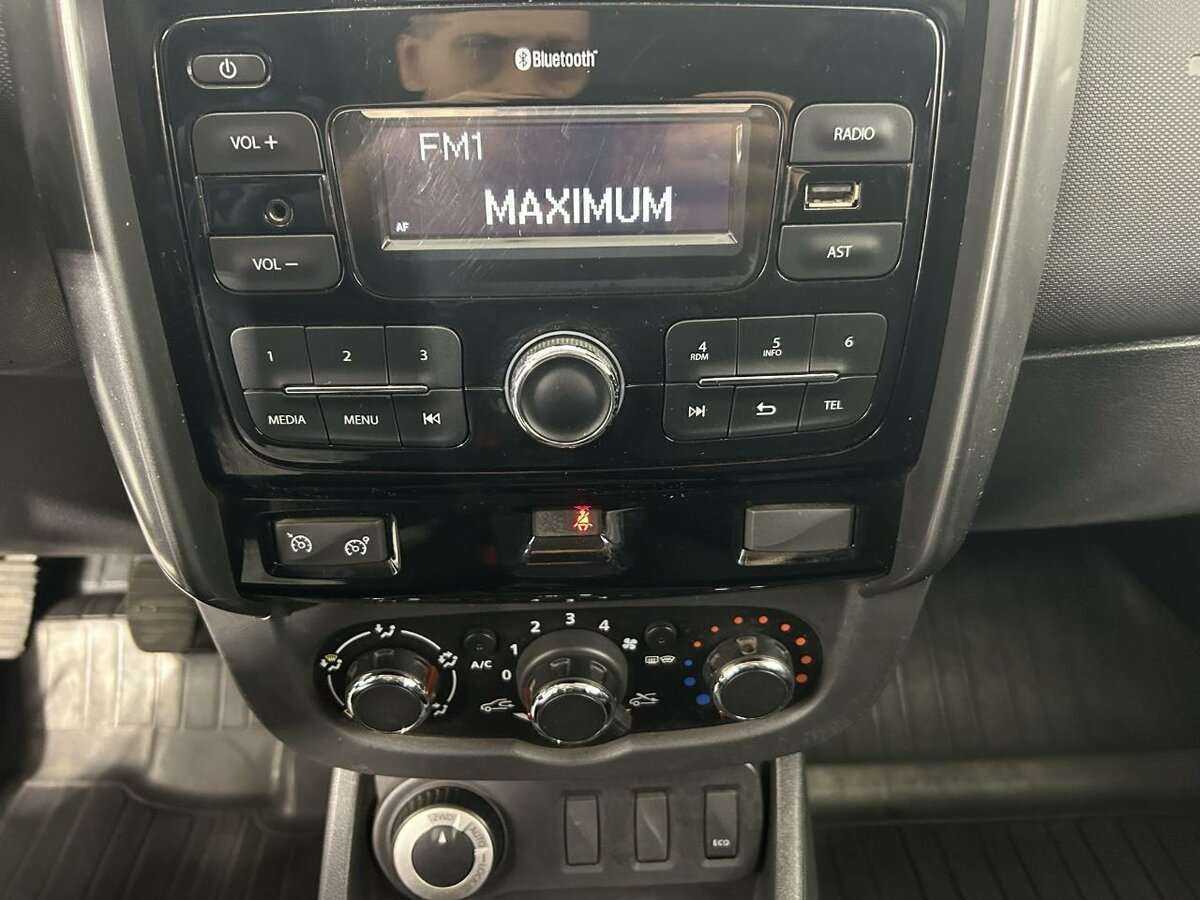 Renault Duster б/у, 2017, Механическая. Фото: #11