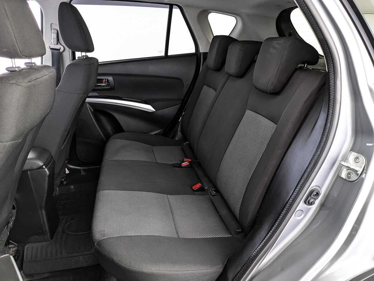 Suzuki SX4 б/у, 2014, Механическая. Фото: #13