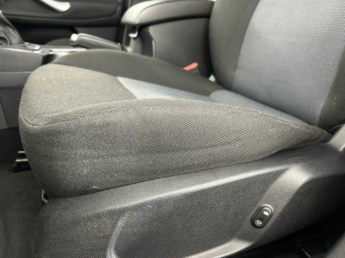 Ford Mondeo б/у, 2012, Механическая. Фото: #9