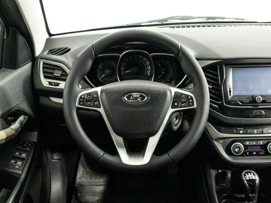 Lada (ВАЗ) Vesta б/у, 2018, Механическая. Фото: #15