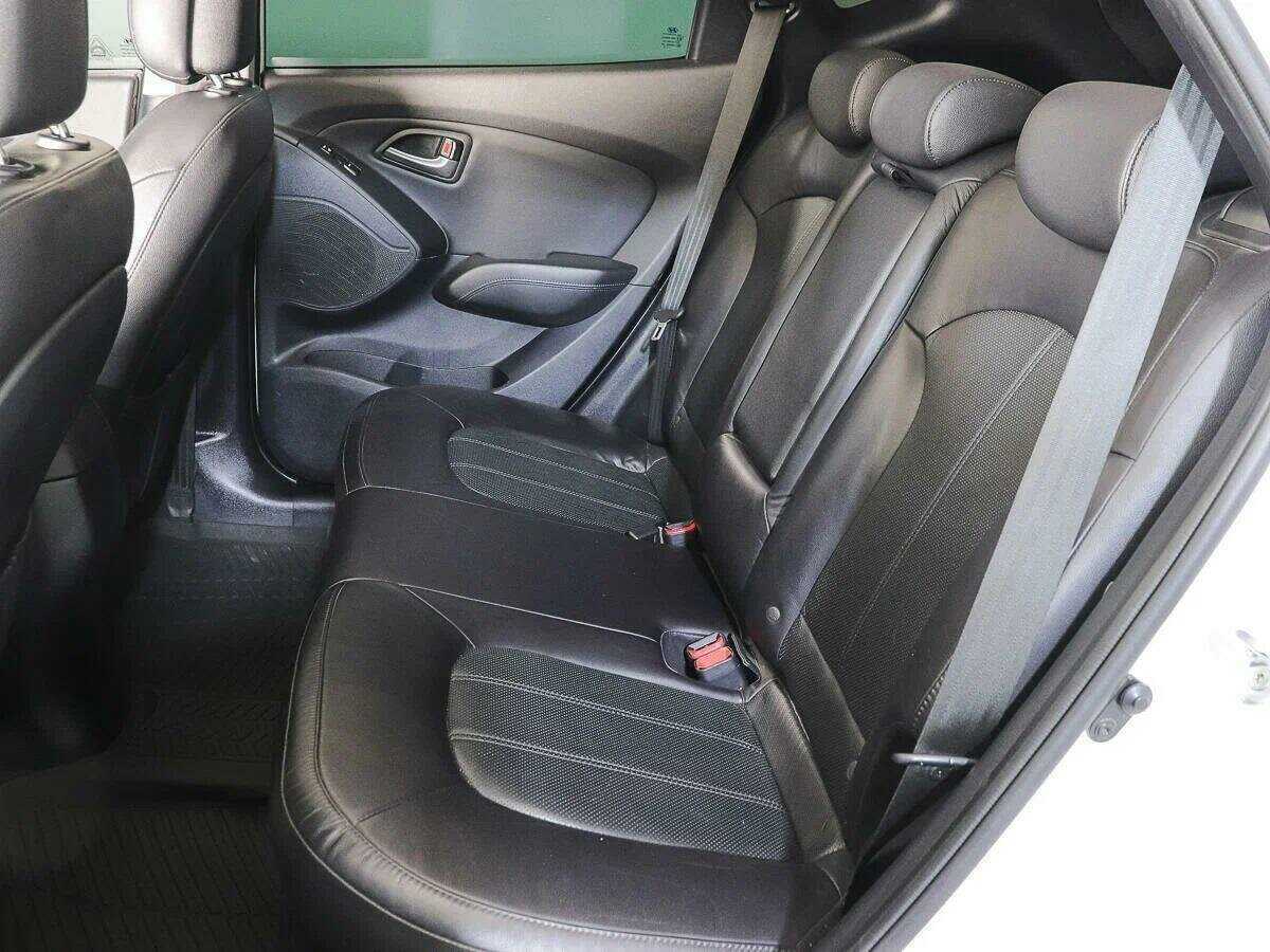 Hyundai ix35 б/у, 2015, Автоматическая. Фото: #9