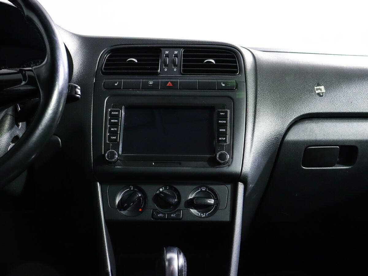 Volkswagen Polo б/у, 2016, Автоматическая. Фото: #11