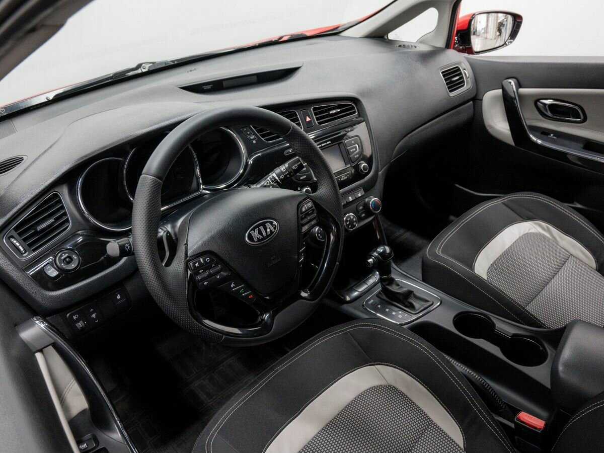 Kia Ceed б/у, 2014, Автоматическая. Фото: #13