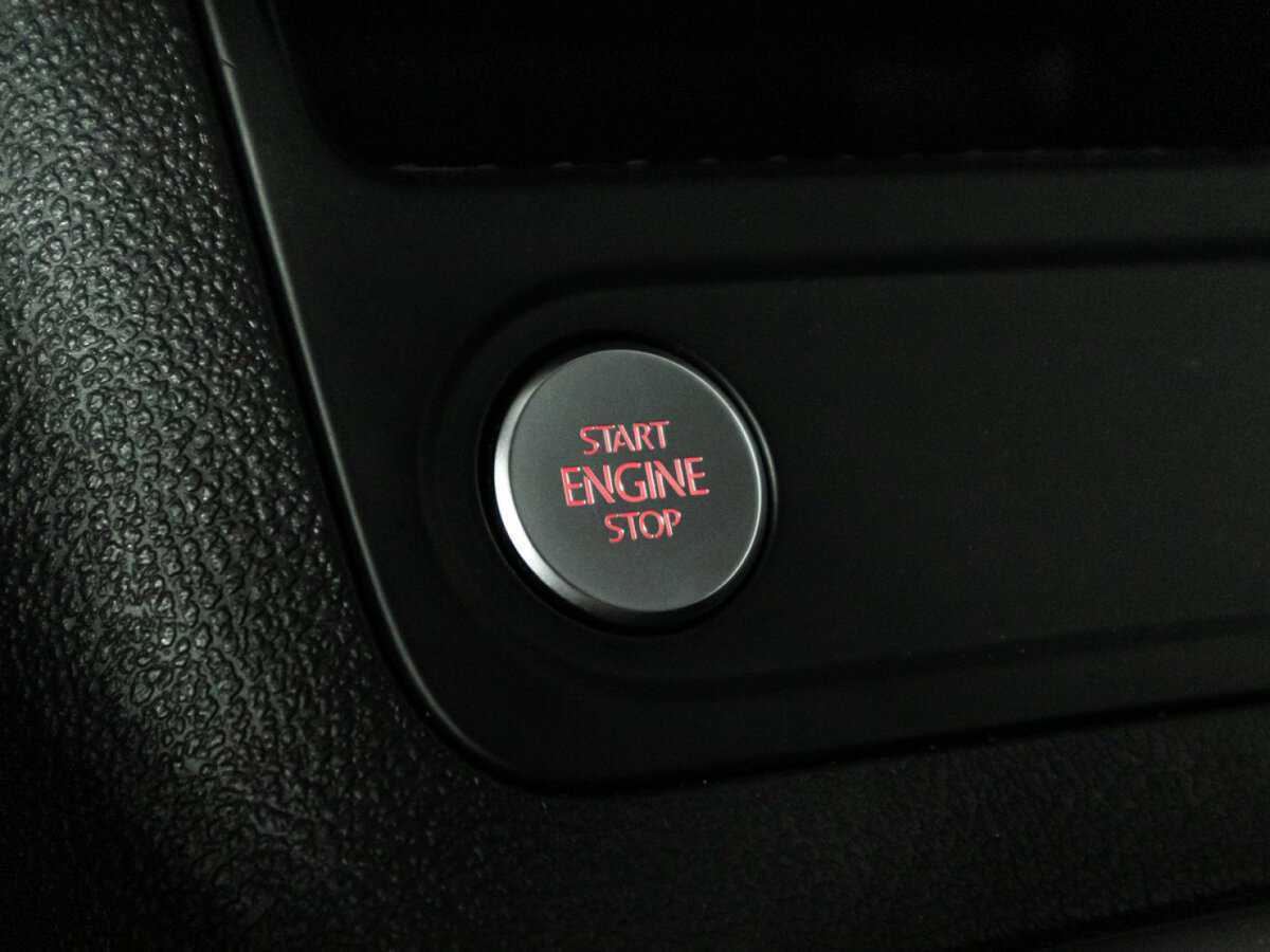 Volkswagen Tiguan б/у, 2015, Автоматическая. Фото: #17