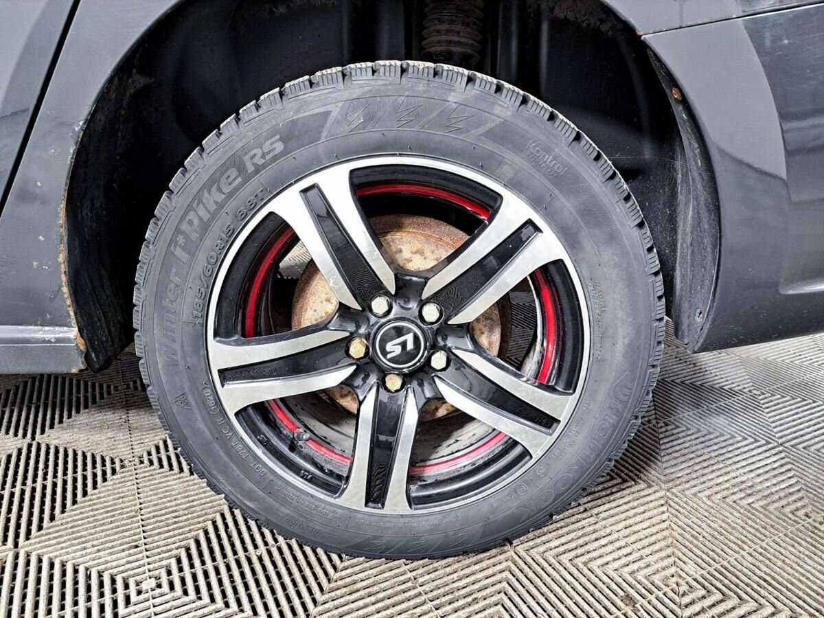 Volkswagen Polo б/у, 2012, Механическая. Фото: #17