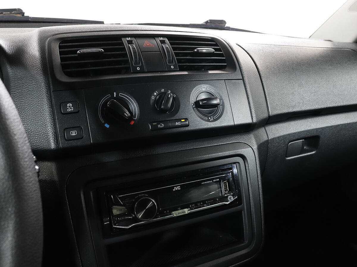 Skoda Fabia б/у, 2012, Автоматическая. Фото: #15