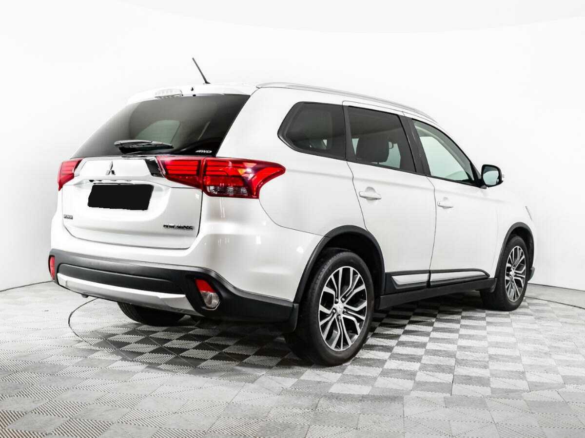 Mitsubishi Outlander б/у, 2015, Вариатор. Фото: #4