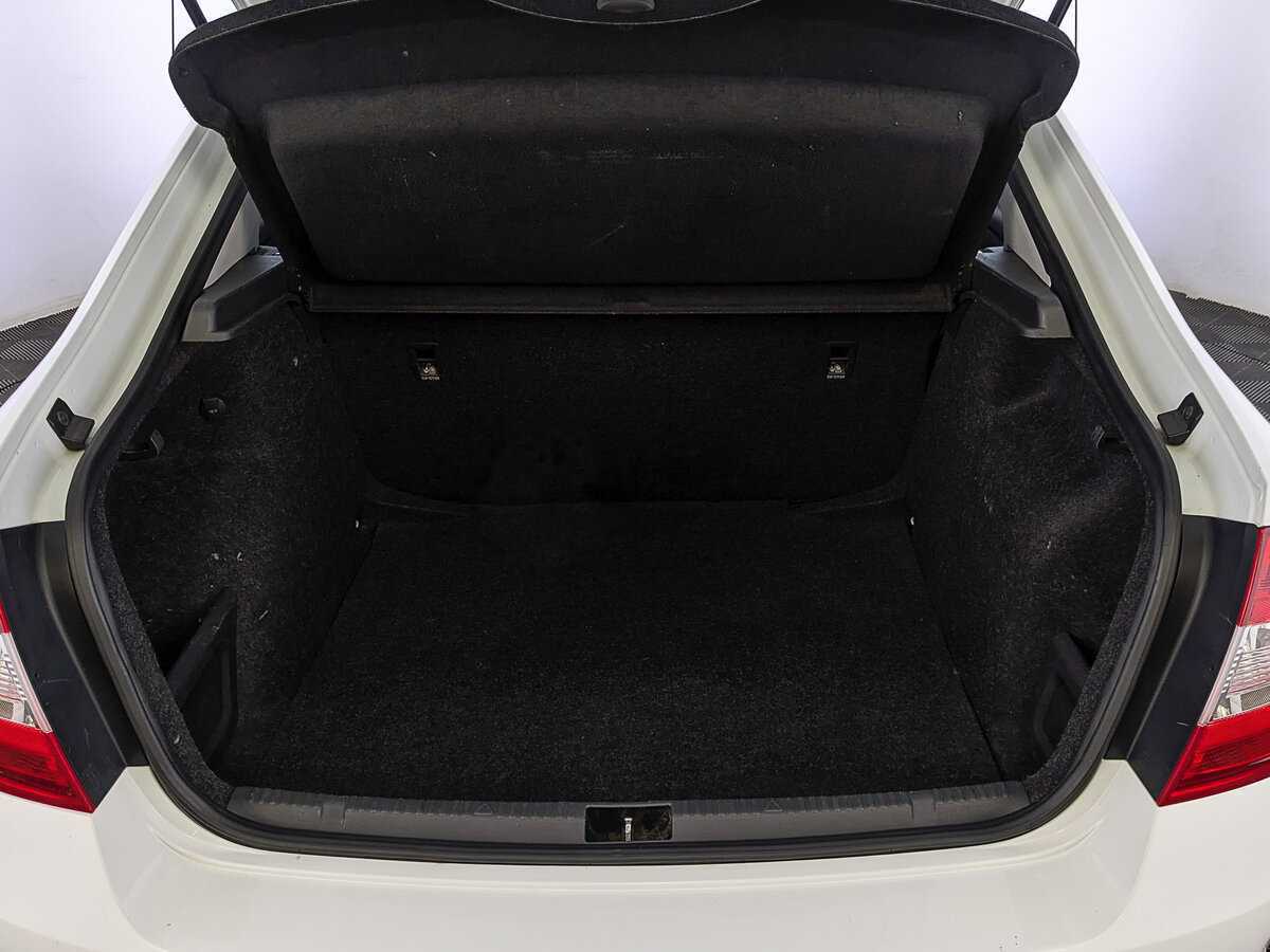 Skoda Rapid б/у, 2017, Механическая. Фото: #9