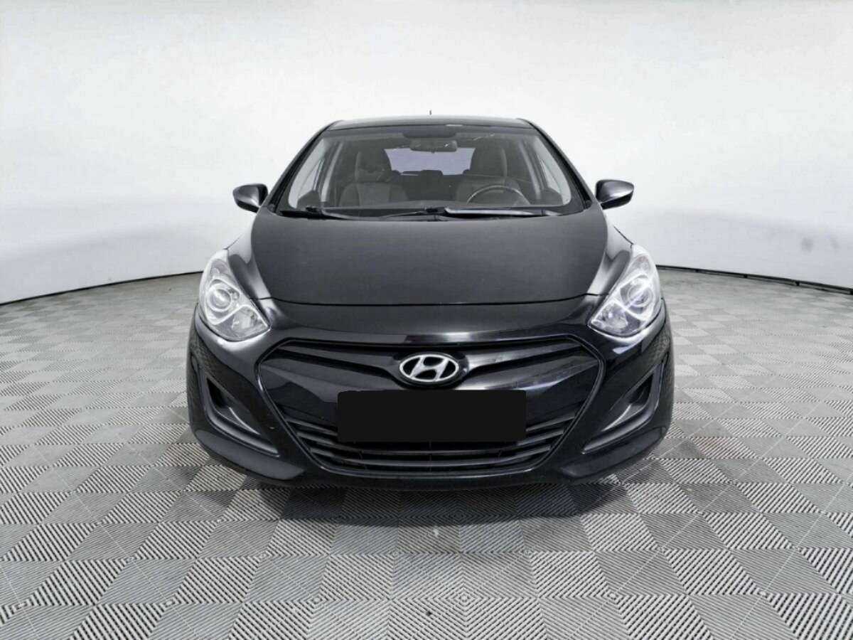 Hyundai i30 б/у, 2012, Автоматическая. Фото: #1