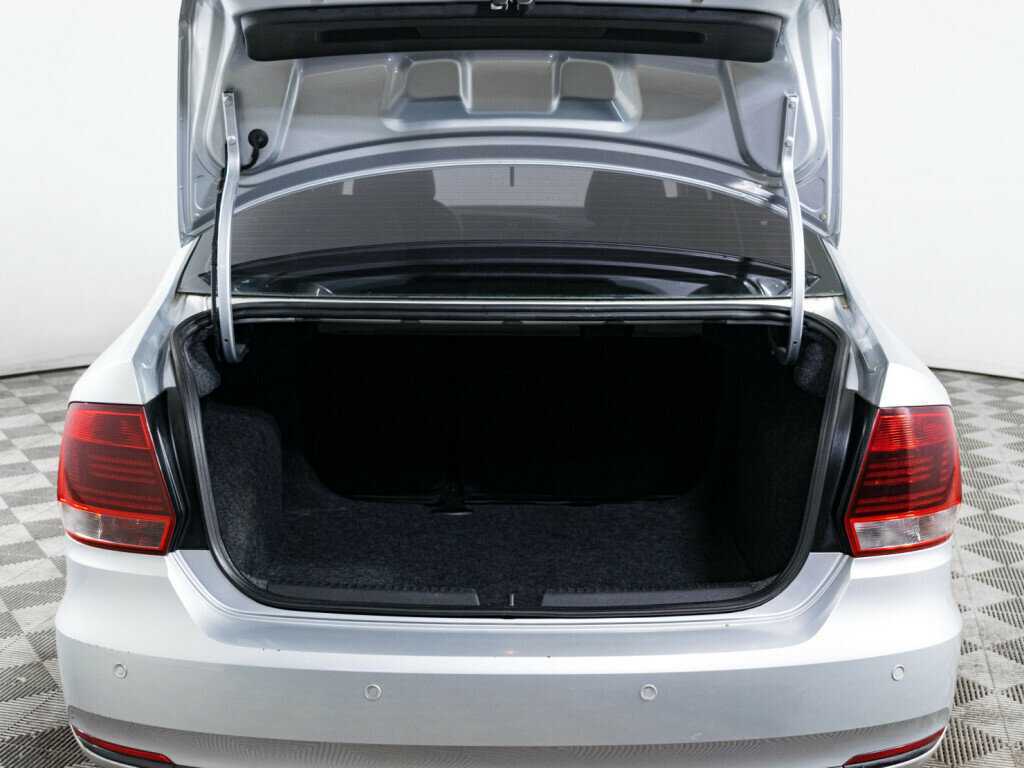 Volkswagen Polo б/у, 2016, Автоматическая. Фото: #6