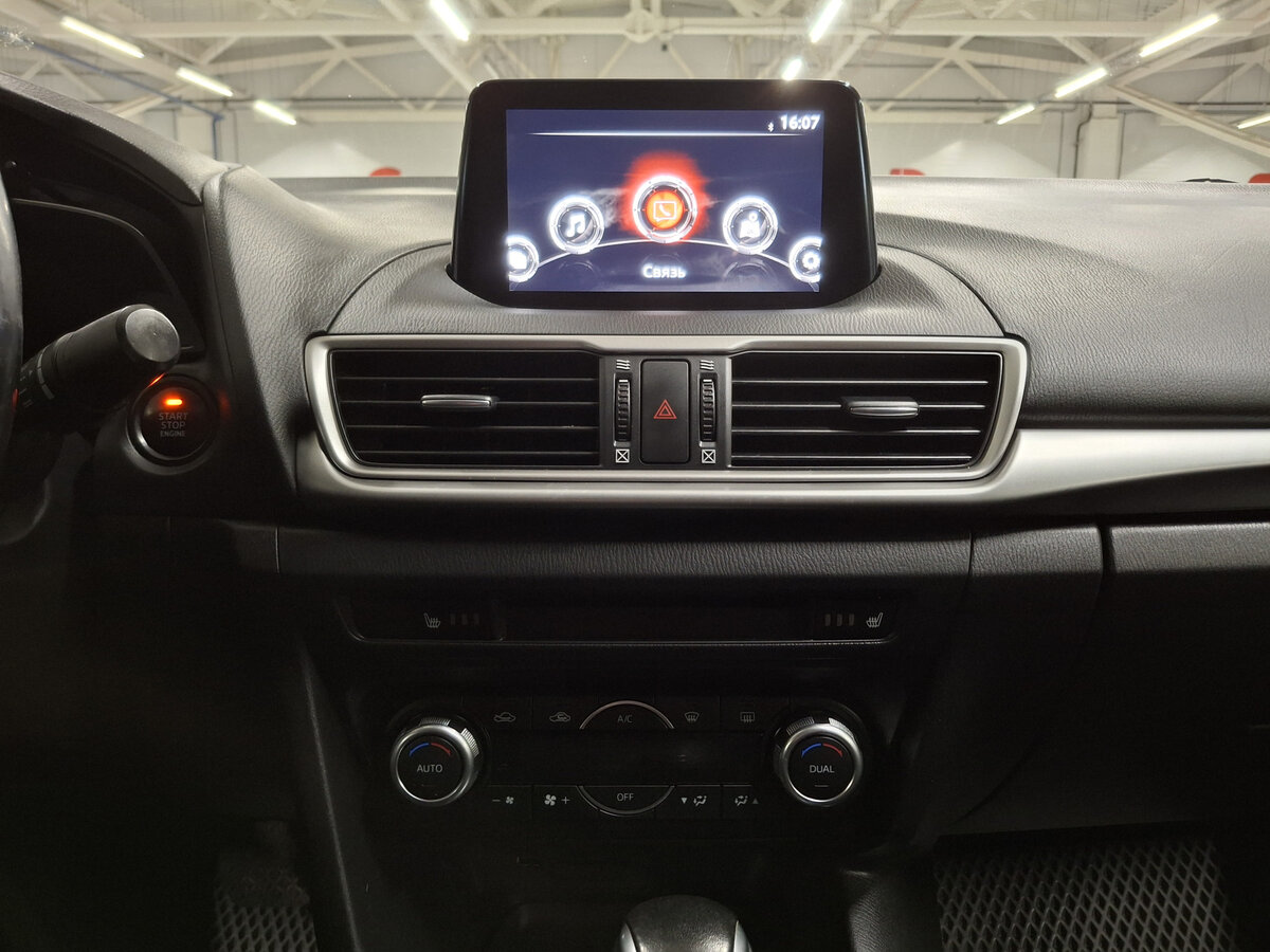 Mazda 3 б/у, 2018, Автоматическая. Фото: #14