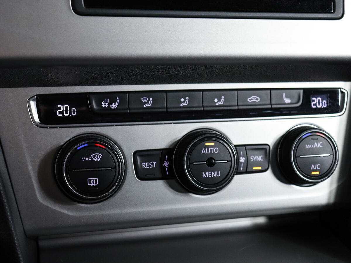 Volkswagen Passat б/у, 2016, Роботизированная. Фото: #16