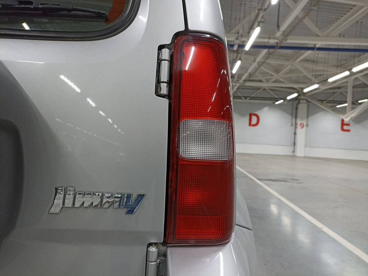 Suzuki Jimny б/у, 2013, Механическая. Фото: #8