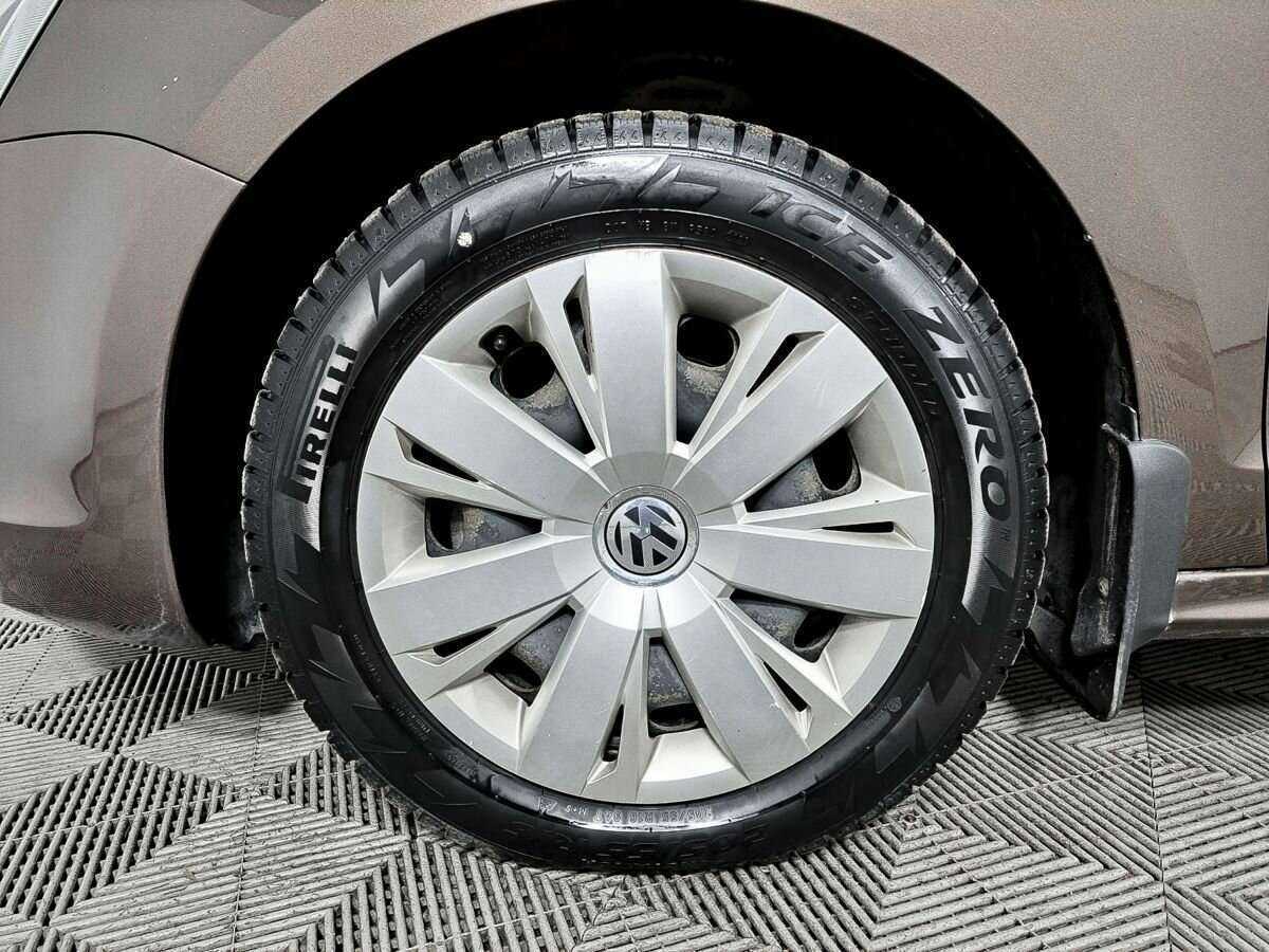 Volkswagen Jetta б/у, 2013, Механическая. Фото: #14