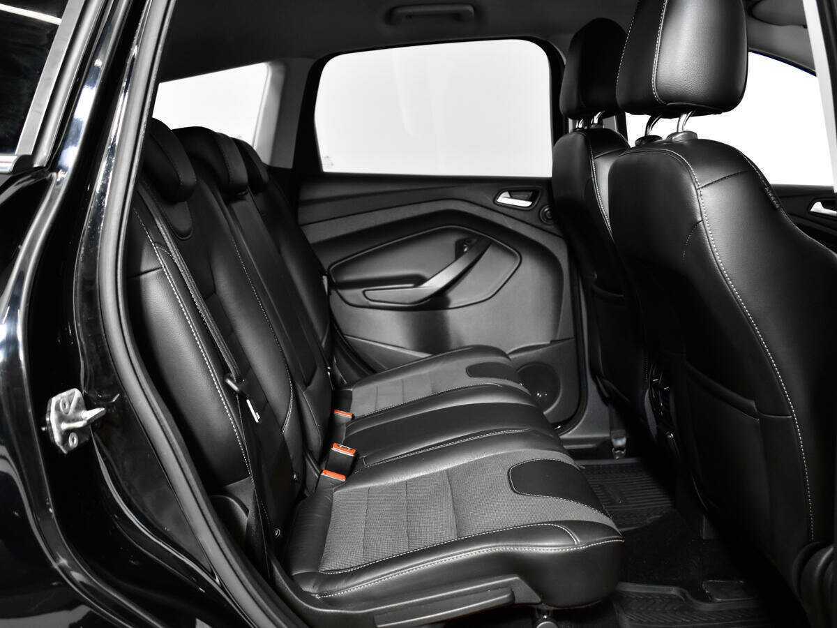 Ford Kuga б/у, 2016, Автоматическая. Фото: #9