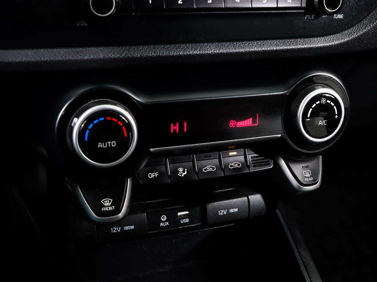 Kia Rio б/у, 2019, Автоматическая. Фото: #11