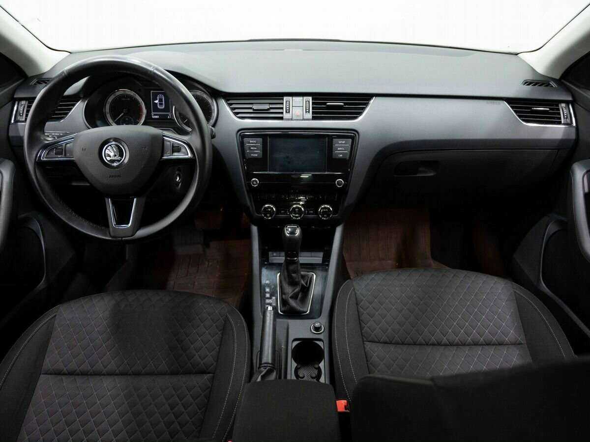 Skoda Octavia б/у, 2017, Автоматическая. Фото: #11