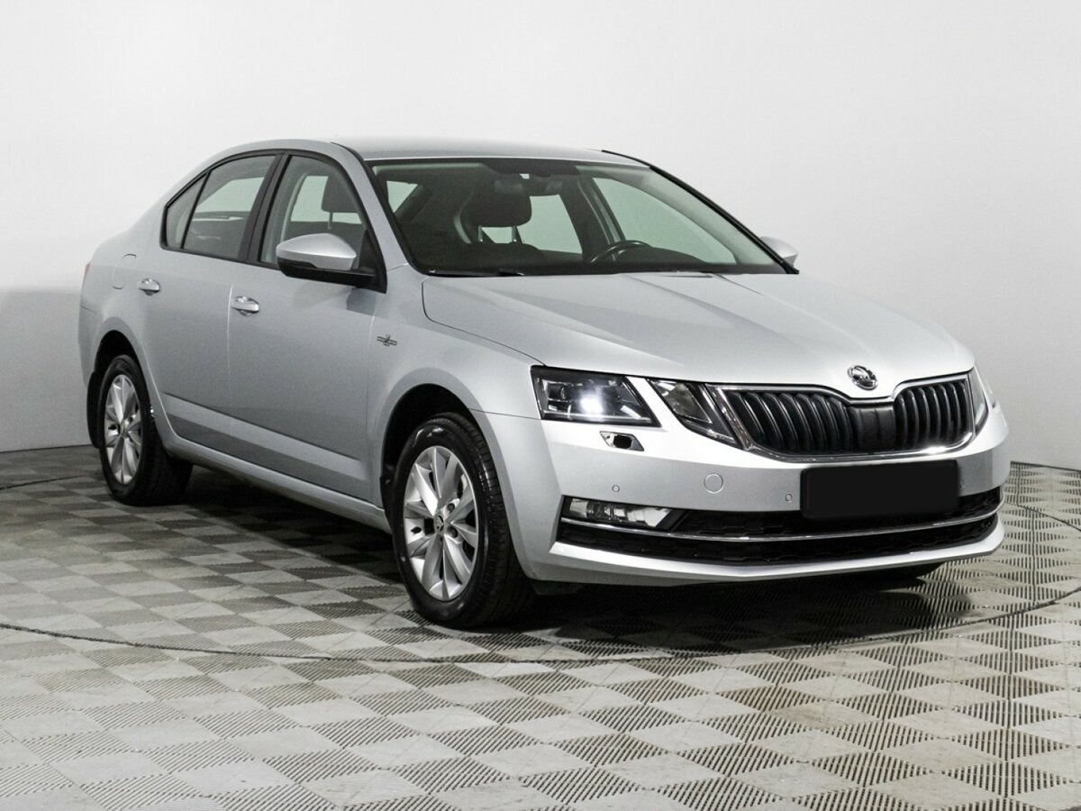 Skoda Octavia б/у, 2020, Роботизированная. Фото: #2