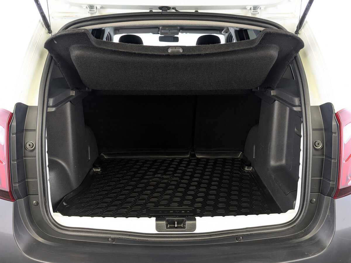 Renault Duster б/у, 2021, Механическая. Фото: #9