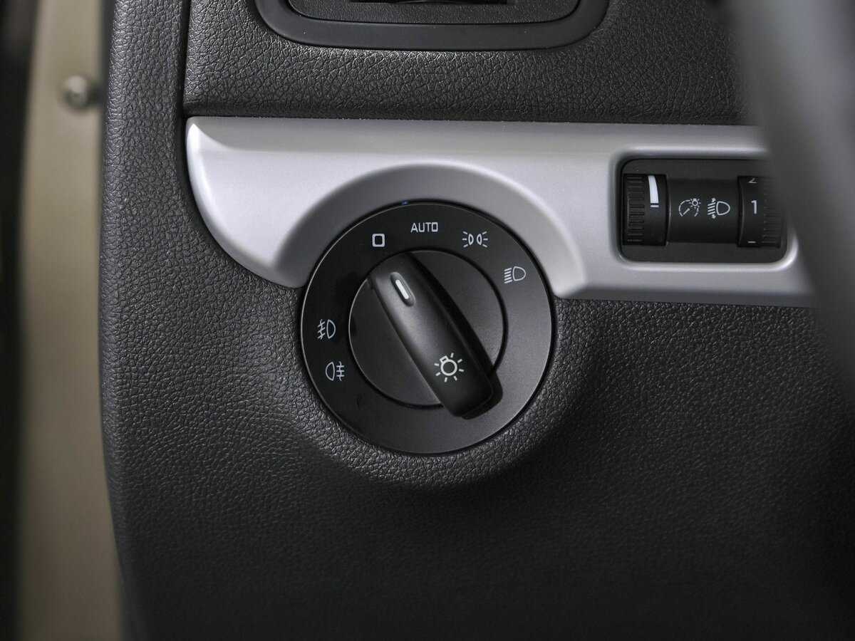 Skoda Yeti б/у, 2012, Механическая. Фото: #13