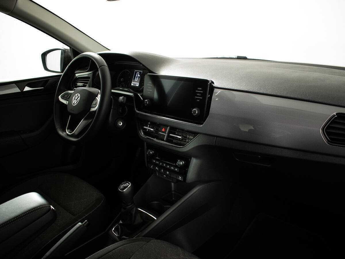 Volkswagen Polo б/у, 2022, Механическая. Фото: #8